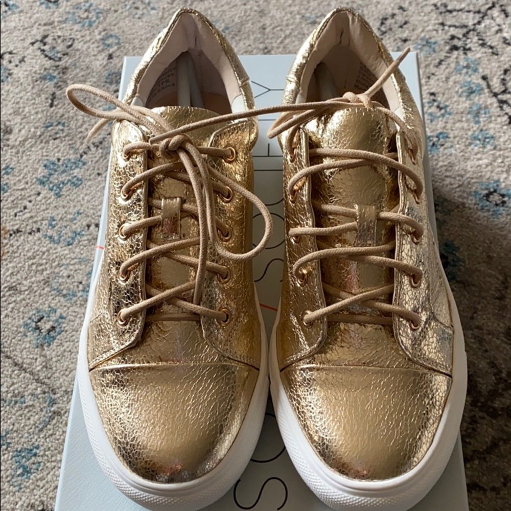 Sole Society Cable Lace-Up Sneaker